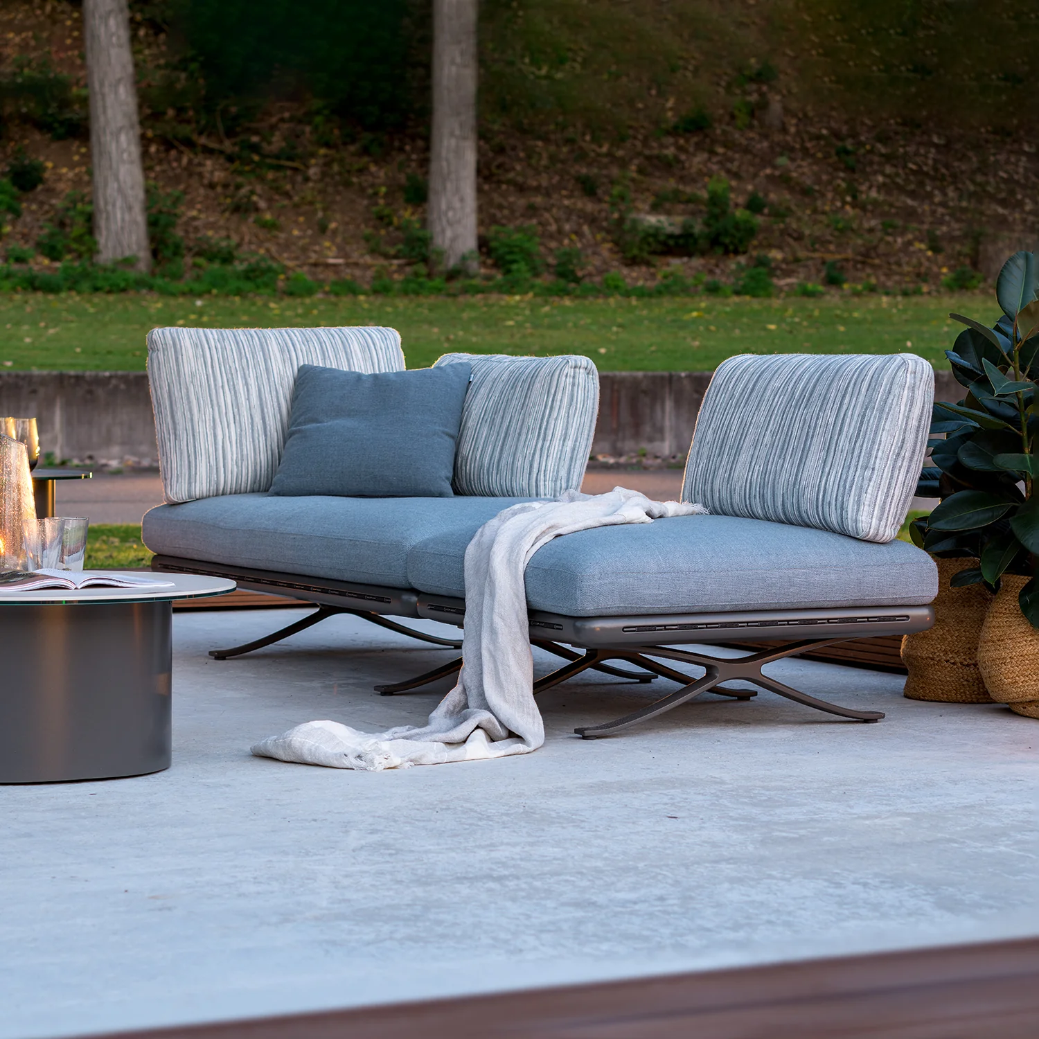 rolf benz | yoko 219 outdoor sofa | anthracite - Image 16