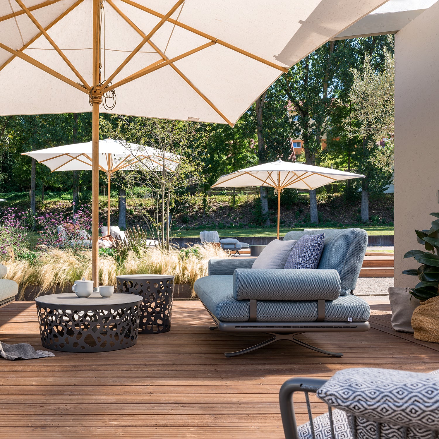 rolf benz | yoko 219 outdoor sofa | anthracite - Image 24