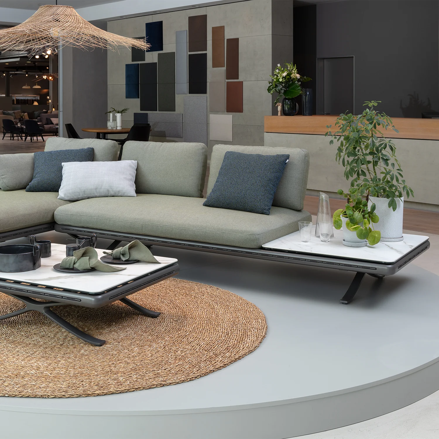 rolf benz | yoko 219 outdoor sofa | anthracite - Image 37