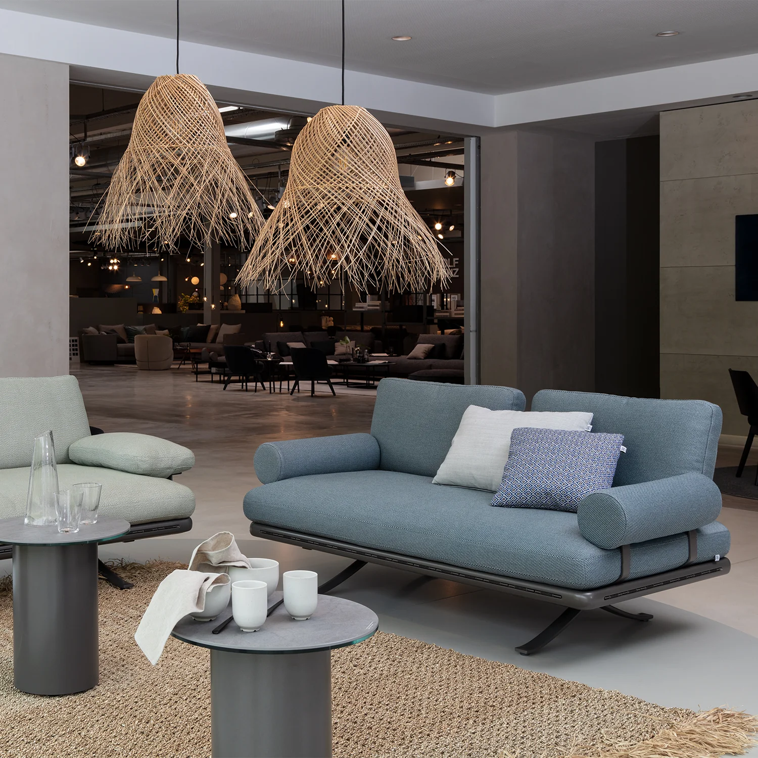 rolf benz | yoko 219 outdoor sofa with shelf | bianco - Image 34