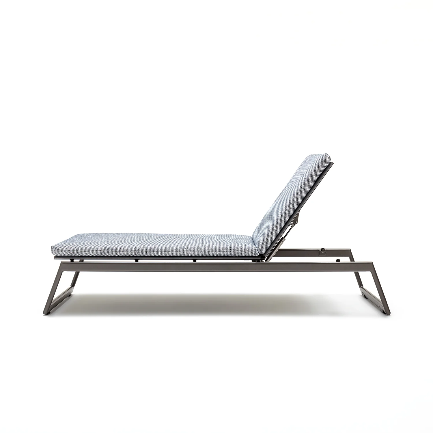 rolf benz | yoko outdoor sun lounger | anthracite - Image 4