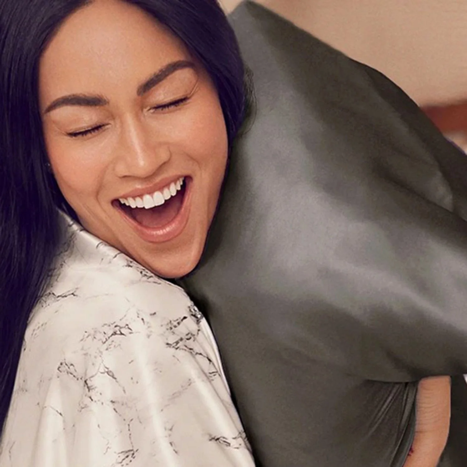 slip | silk pillowcase | charcoal - Image 5