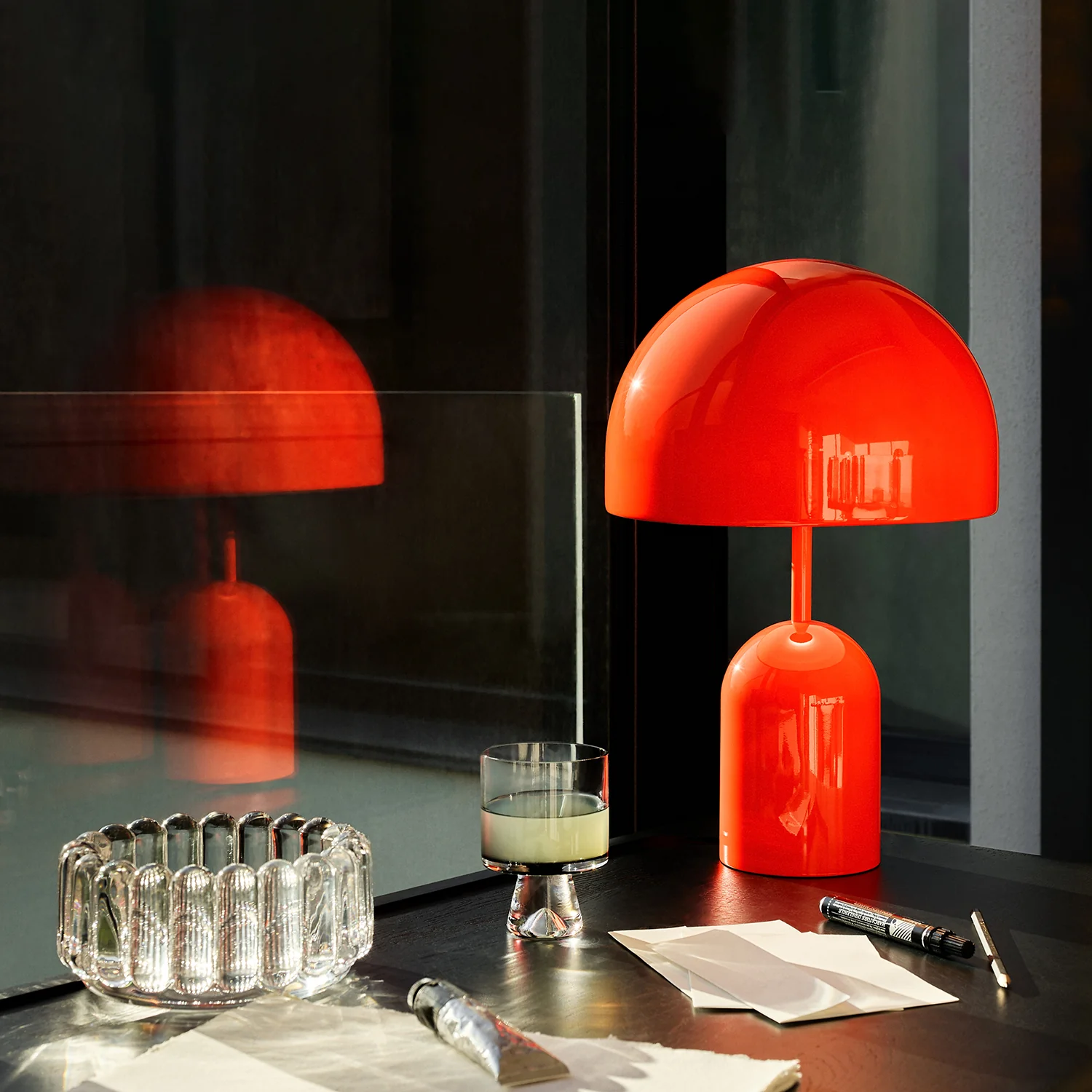 tom dixon | bell portable lamp | fluro - LC - Image 7