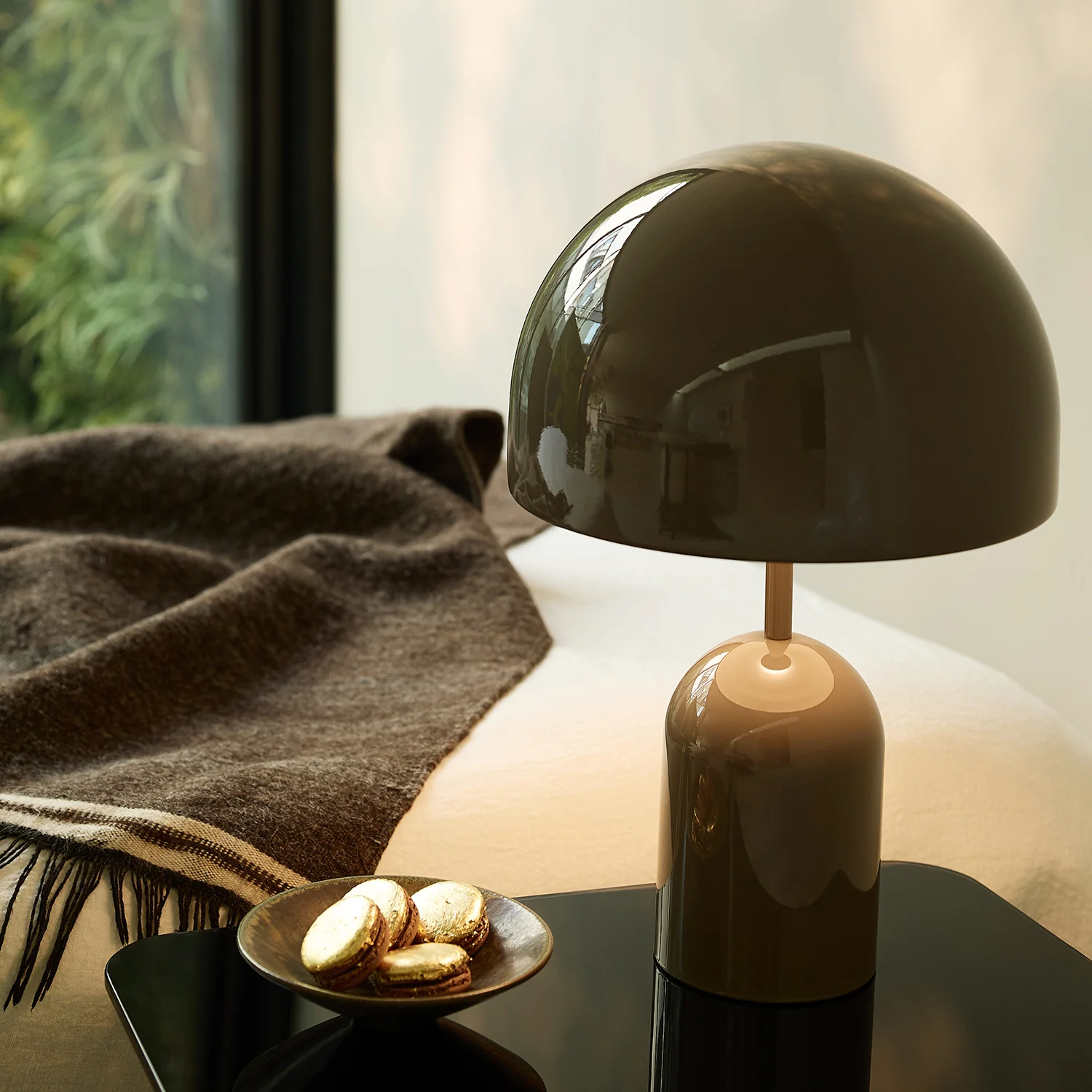 tom dixon | bell portable lamp | taupe - LC - Image 16