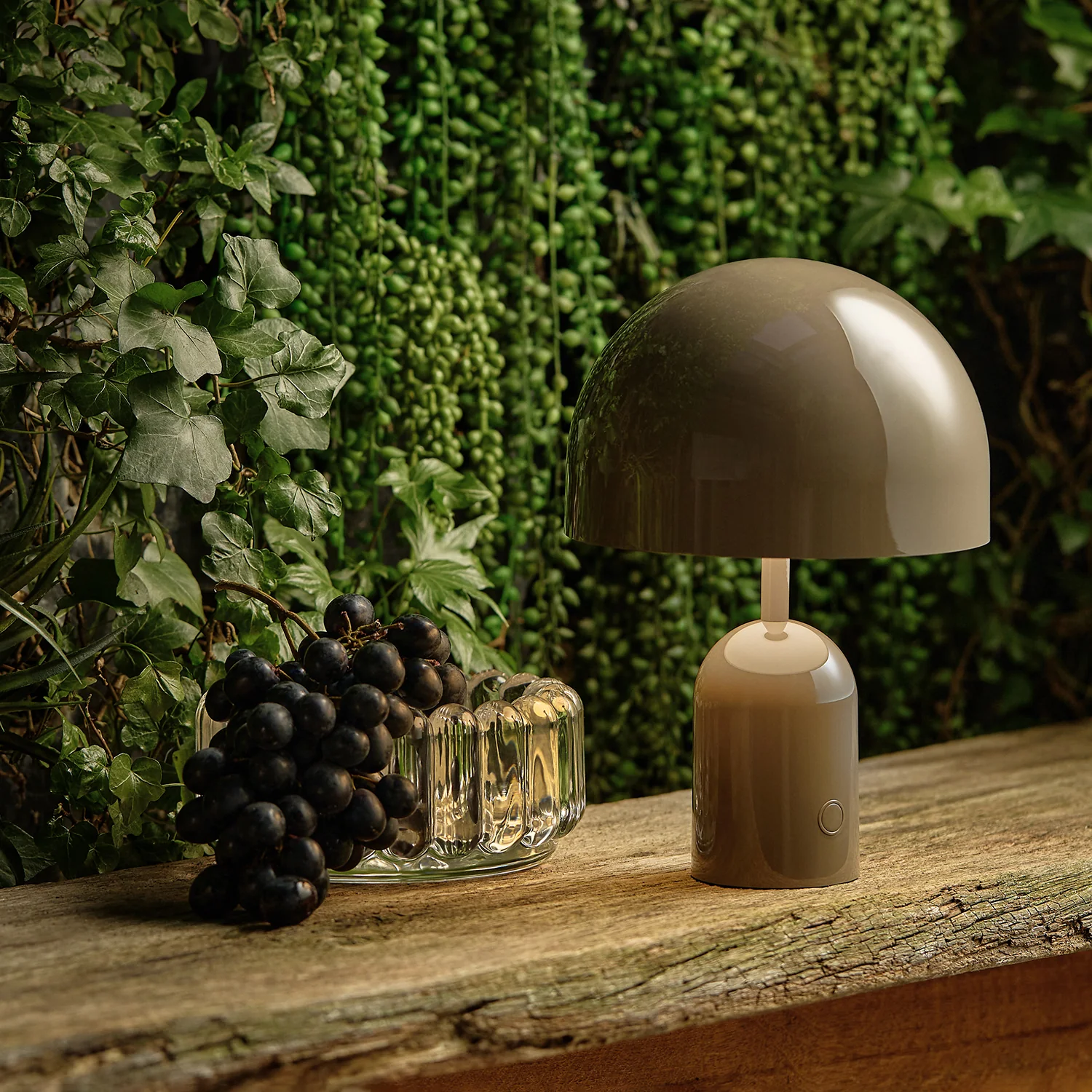tom dixon | bell portable lamp | taupe - LC - Image 17