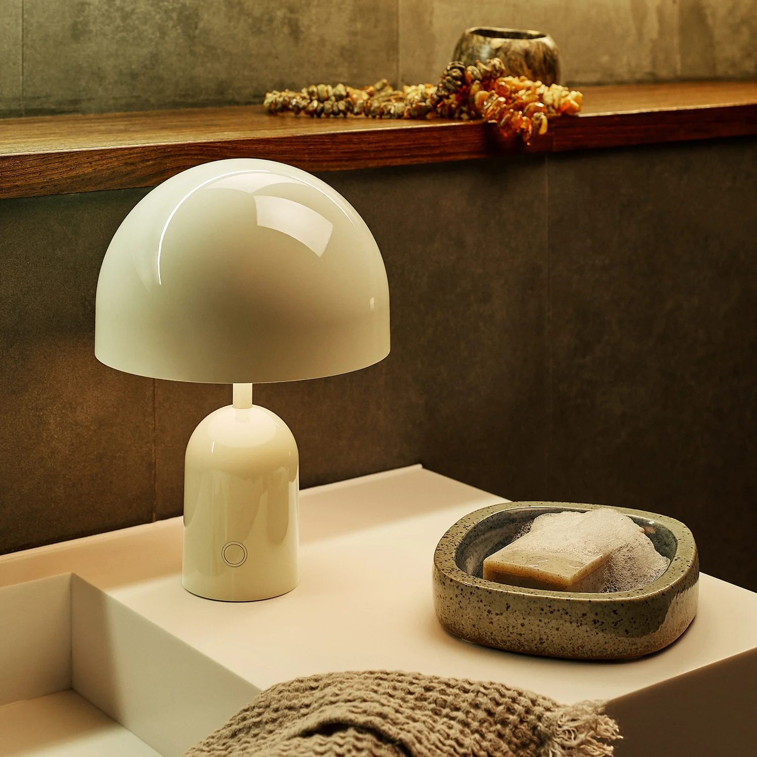 tom dixon | bell portable lamp | white - LC - Image 7