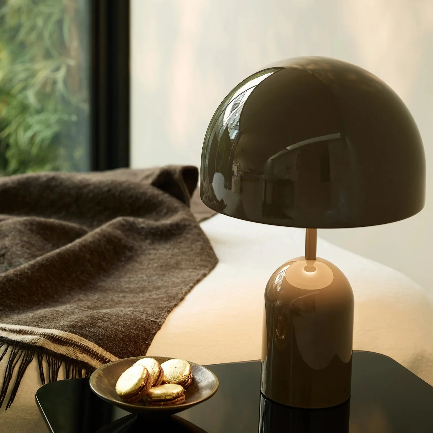 tom dixon | bell table lamp | taupe - LC - Image 3