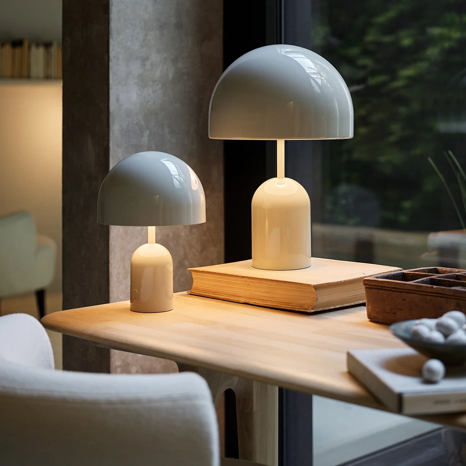 tom dixon | bell table lamp | white - LC - Image 8
