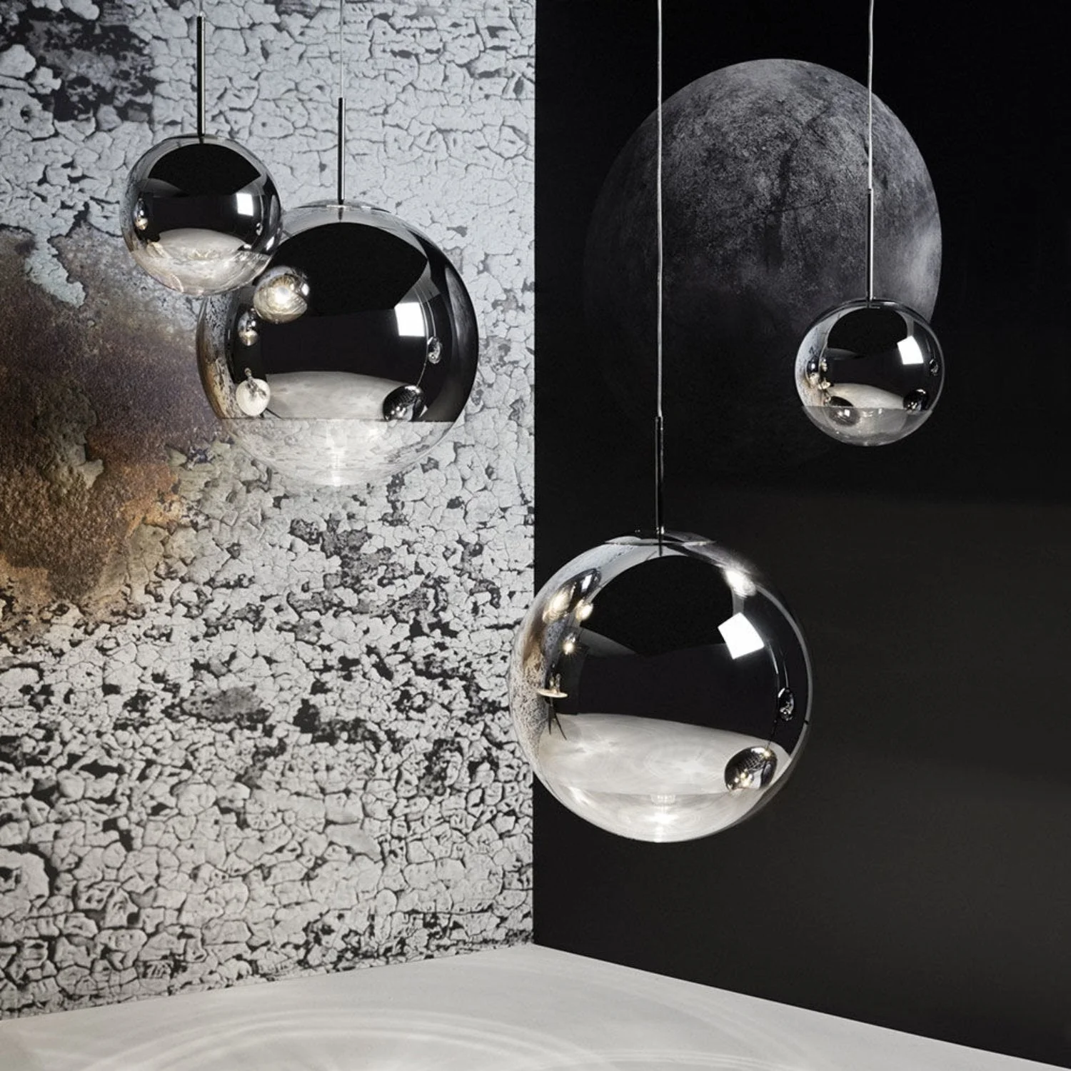 tom dixon | mirror ball pendant light | silver 50cm - V1 - EX DISPLAY - Image 4
