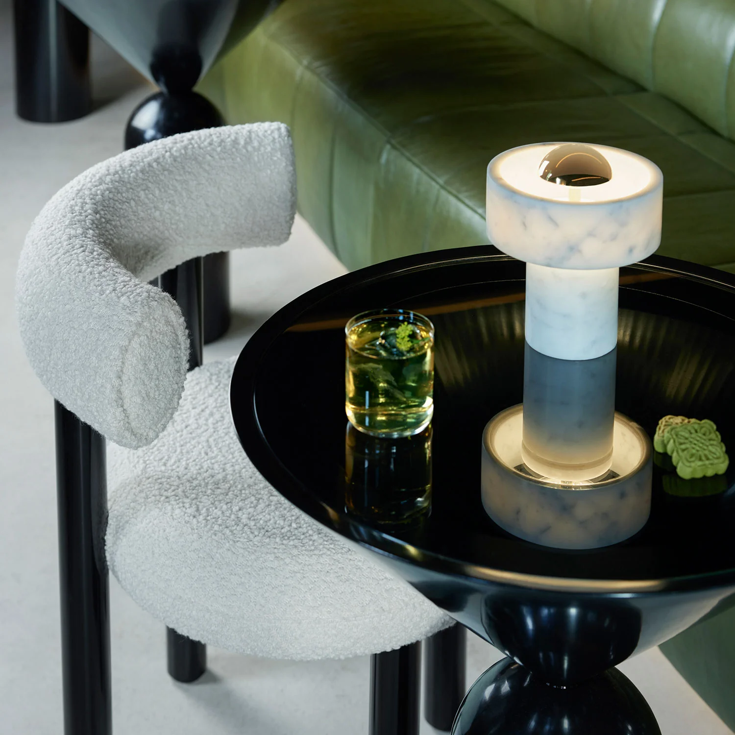 tom dixon | stone portable lamp | brass - LC - Image 9