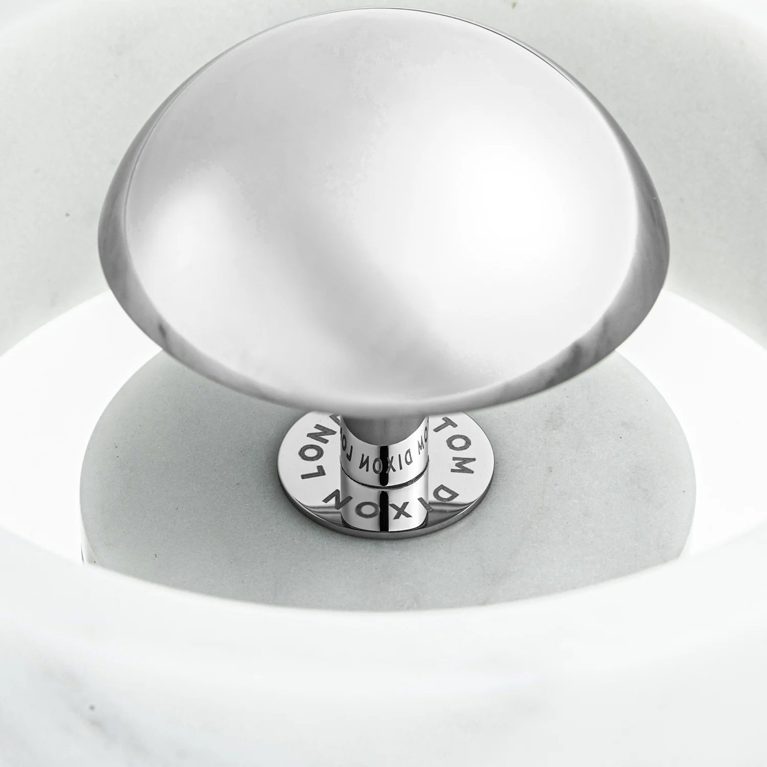 tom dixon | stone portable lamp | silver - LC - Image 5