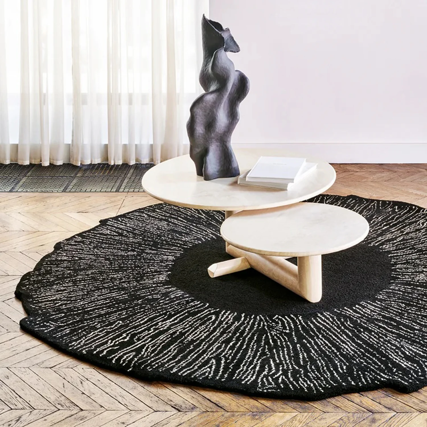 toulemonde bochart | eye flower rug | noir - Image 2