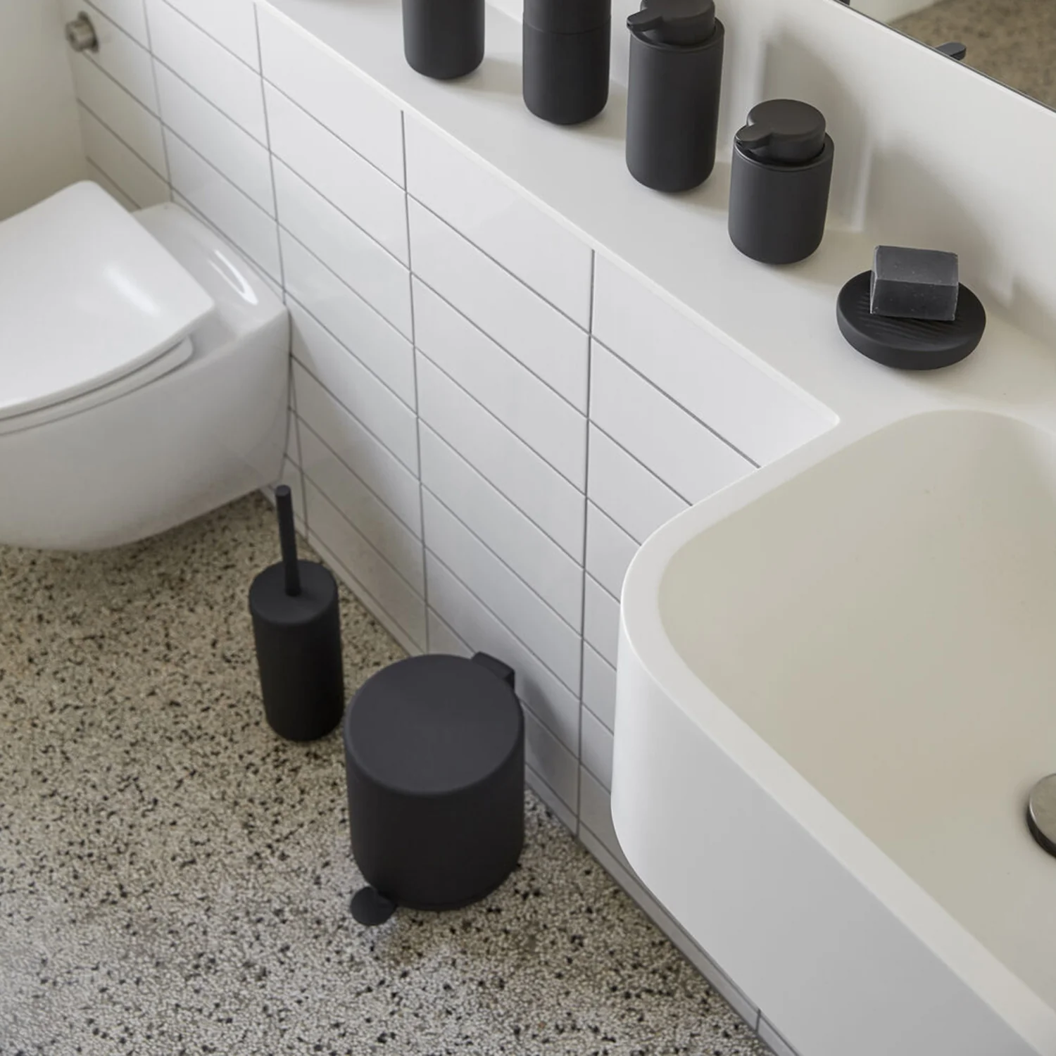 zone denmark | ume pedal bin | black - Image 2