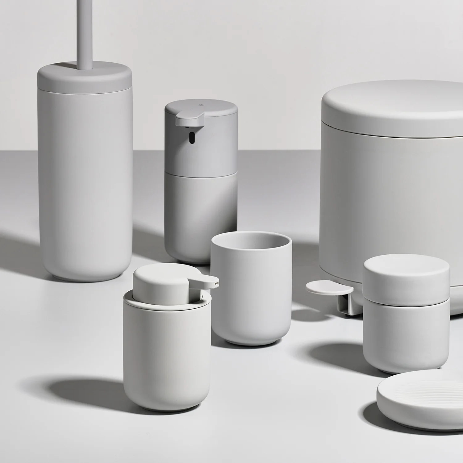 zone denmark | ume soap dispenser | soft grey 250ml - Image 2